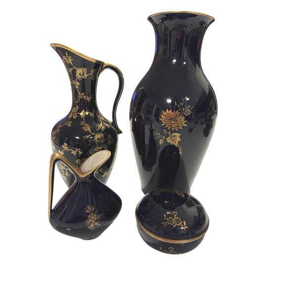 Vintage 1950s Bavarian Cobalt Blue Porcelain Vase Set with Gold Floral Trim - Picture 2 of 7